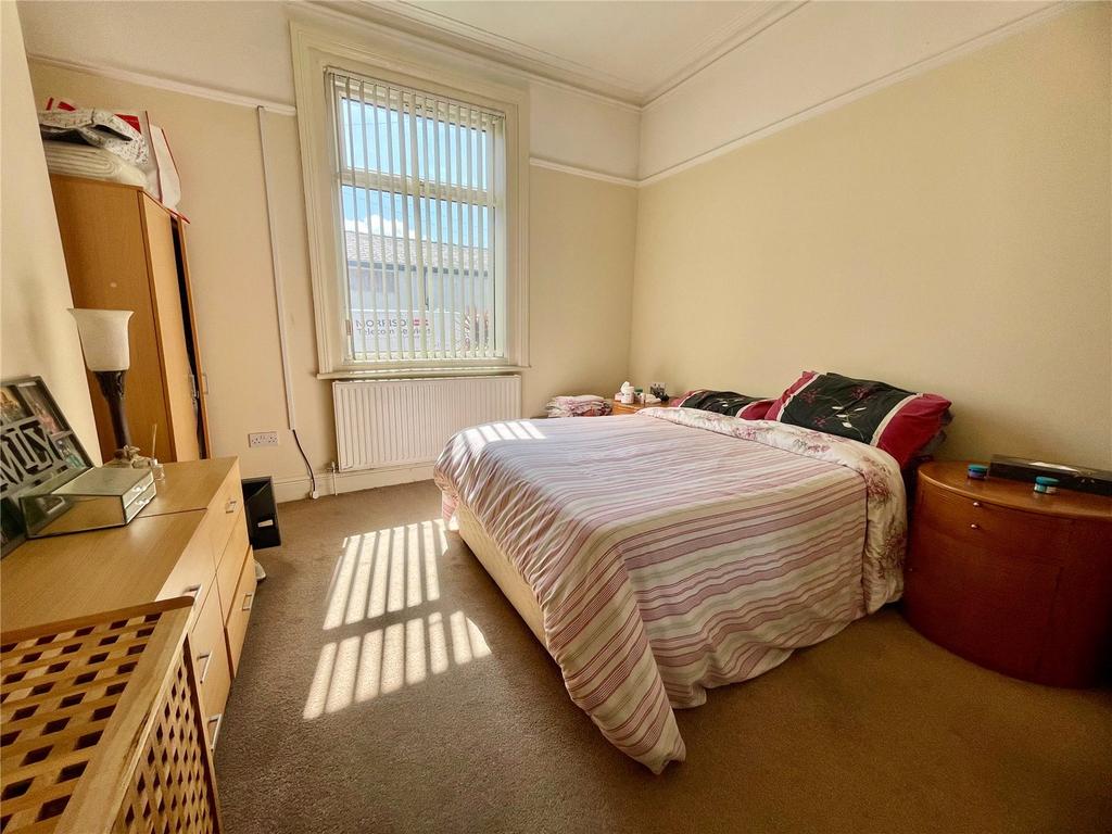 Gff - Bedroom