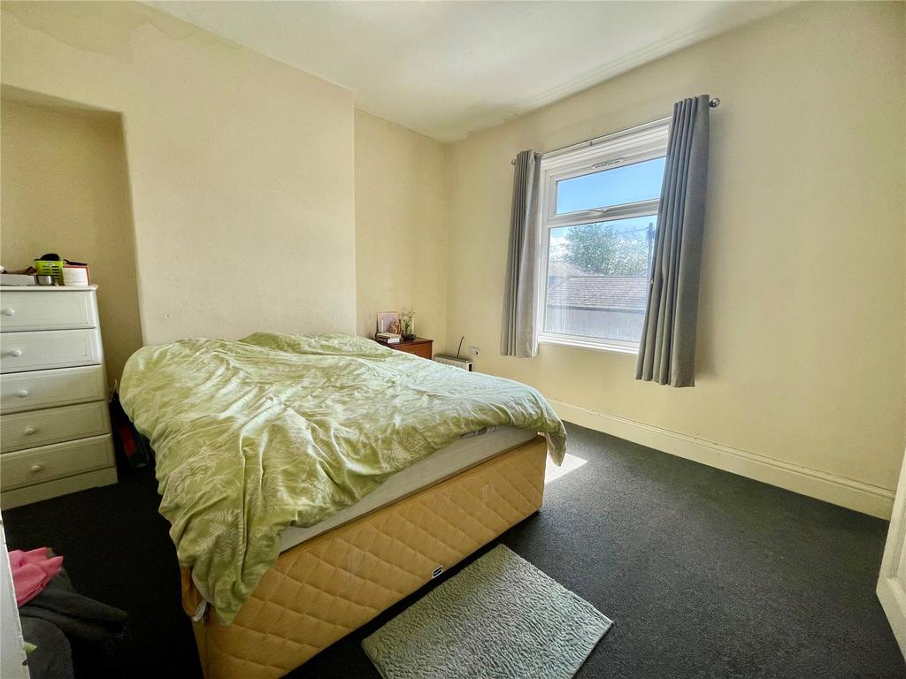 Fff - Bedroom