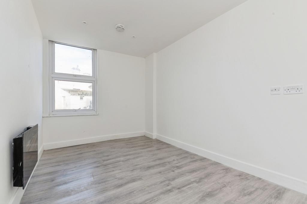 Flat 3 Bedroom