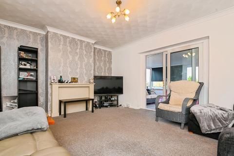 3 bedroom bungalow for sale, Point Clear Road, St. Osyth, Clacton-on-Sea, Essex, CO16
