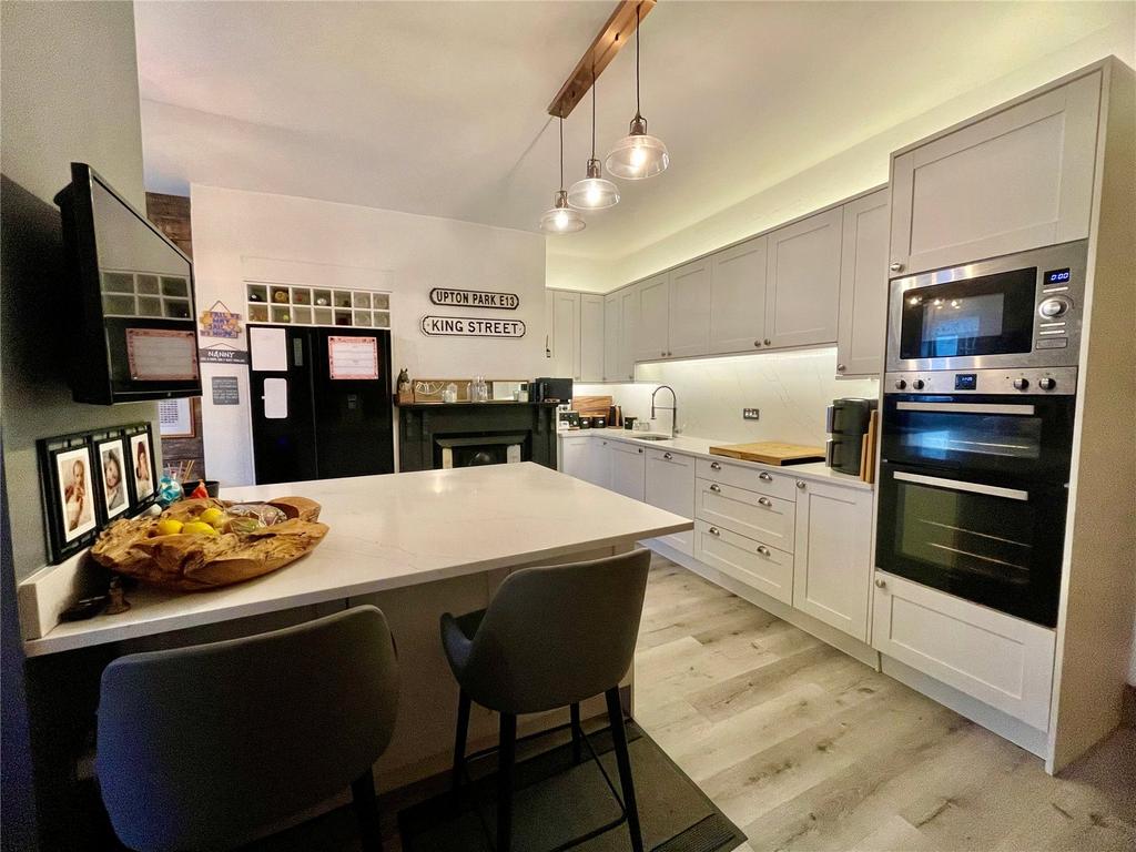 Breakfast Kitchen