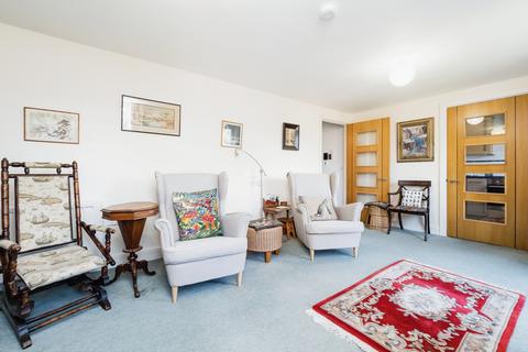 1 bedroom flat for sale, White Hart Lane, Romford, RM7