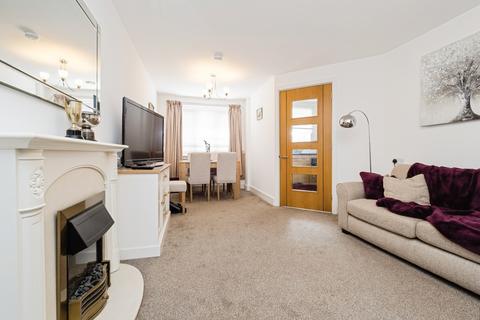 1 bedroom flat for sale, White Hart Lane, Romford, RM7