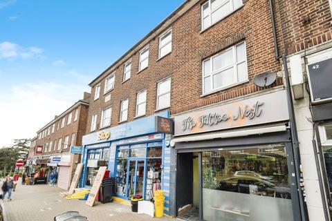 3 bedroom maisonette for sale, Collier Row Road, Romford, RM5