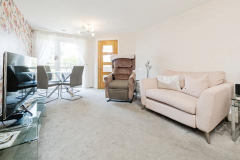 2 bedroom flat for sale, White Hart Lane, Romford, RM7