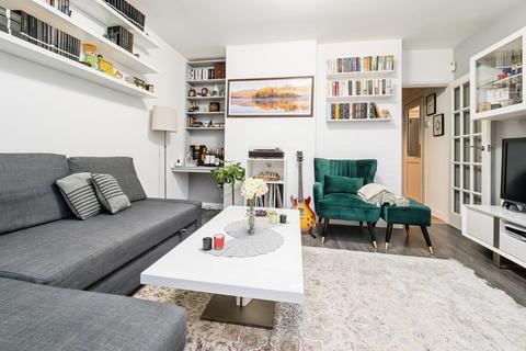 3 bedroom terraced house for sale, Chippenham Walk, ROMFORD, Essex, RM3
