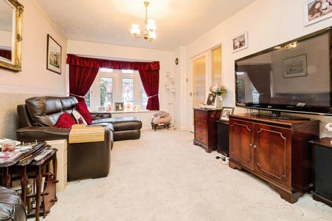3 bedroom terraced house for sale, Fox Close, Romford, RM5