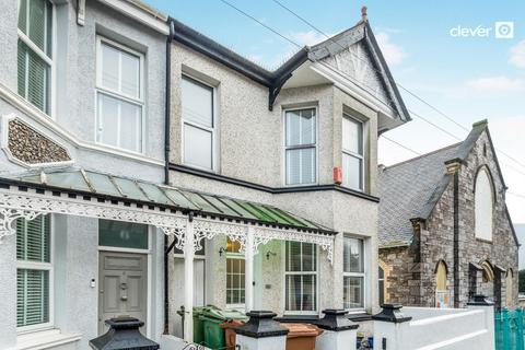 3 bedroom end of terrace house for sale, Beauchamp Road, Plymouth PL2