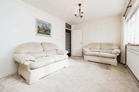 2 bedroom flat for sale, Rainham Road South, Dagenham, RM10