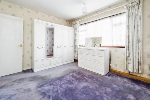 2 bedroom flat for sale, Rainham Road South, Dagenham, RM10