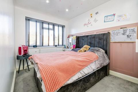 2 bedroom terraced house for sale, Ivyhouse Road, Dagenham, Essex, RM9