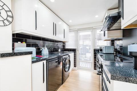 3 bedroom terraced house for sale, Oval Road South, Dagenham, RM10