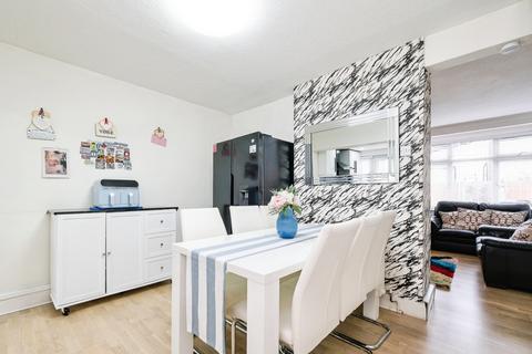 3 bedroom terraced house for sale, Oval Road South, Dagenham, RM10