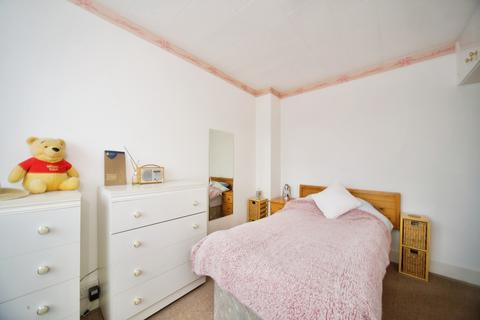 3 bedroom terraced house for sale, Stevenage Road, East Ham, London, E6
