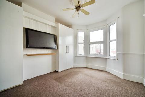 3 bedroom end of terrace house for sale, Rectory Road, Manor Park, London, E12