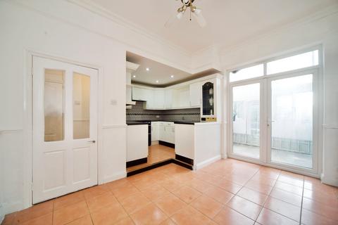 3 bedroom end of terrace house for sale, Rectory Road, Manor Park, London, E12