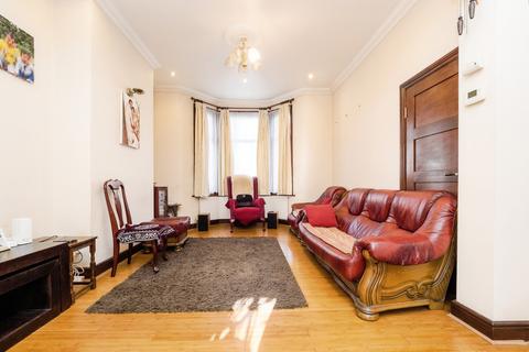 3 bedroom terraced house for sale, Ashley Road, Forest Gate, London, E7