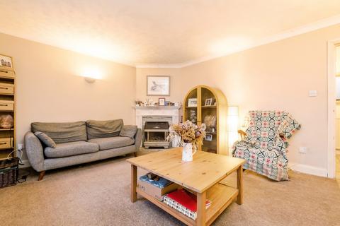 undefined, Greenwich Crescent, London, E6