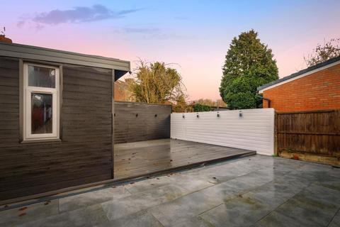 3 bedroom detached house for sale, Hawthorn Road, Sutton Leach, St. Helens, Merseyside, WA9