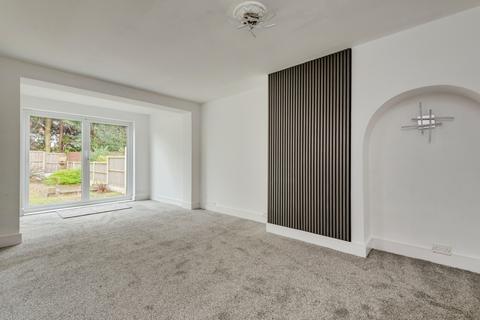 4 bedroom semi-detached house for sale, St. Georges Avenue, Windle, St. Helens, Merseyside, WA10