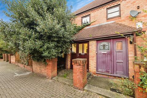 Pembroke Road, Beckton, London, E6