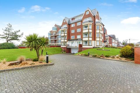 2 bedroom flat for sale, South Promenade, LYTHAM ST. ANNES, Lancashire, FY8