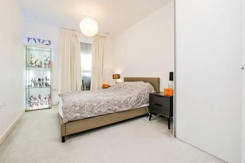 3 bedroom flat for sale, Shipbuilding Way, Upton Park, London, E13