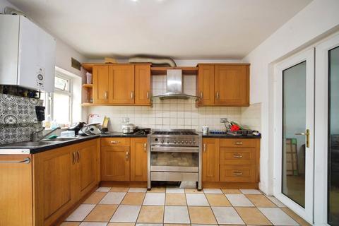 3 bedroom terraced house for sale, Ruskin Avenue, Manor Park, London, E12