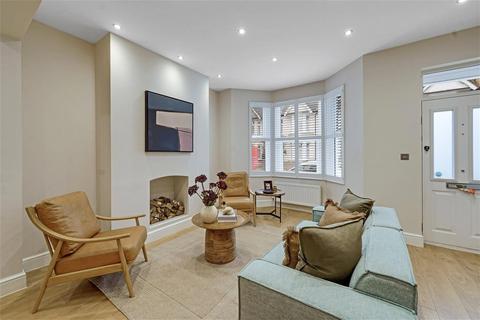 3 bedroom end of terrace house for sale, Brampton Road, East Ham, London, E6