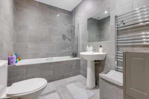3 bedroom end of terrace house for sale, Brampton Road, East Ham, London, E6
