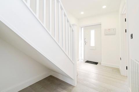 3 bedroom end of terrace house for sale, Boss Close, HORNCHURCH, Essex, RM12