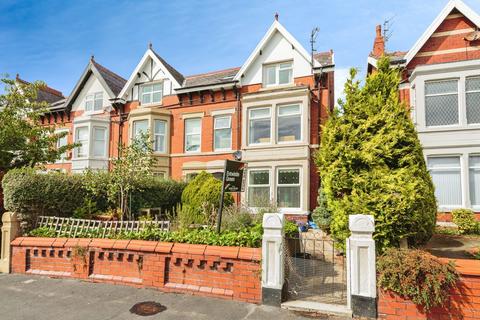 6 bedroom end of terrace house for sale, Victoria Road, LYTHAM ST. ANNES, Lancashire, FY8