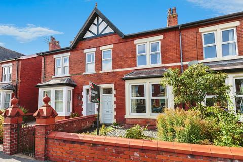 5 bedroom terraced house for sale, Kensington Road, Lytham St. Annes, Lancashire, FY8