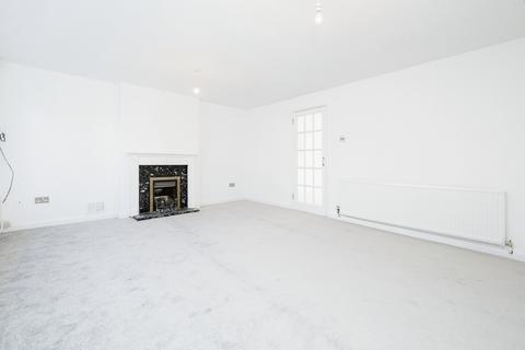 undefined, Dove Walk, Hornchurch, RM12