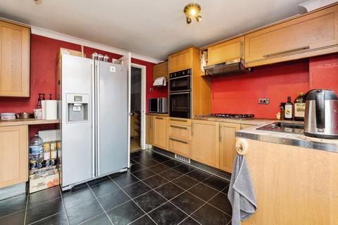 undefined, Leathart Close, HORNCHURCH, Essex, RM12