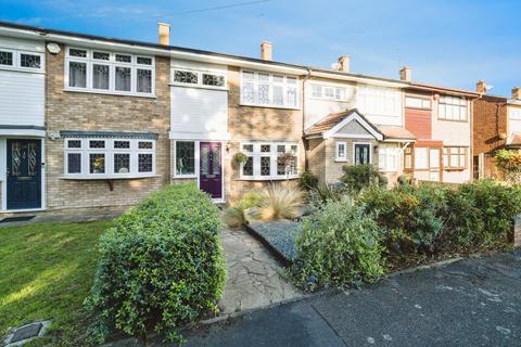 3 bedroom terraced house for sale, Midhurst Close, Hornchurch, RM12