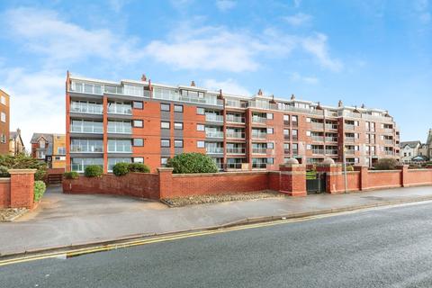 2 bedroom flat for sale, North Promenade, LYTHAM ST. ANNES, Lancashire, FY8