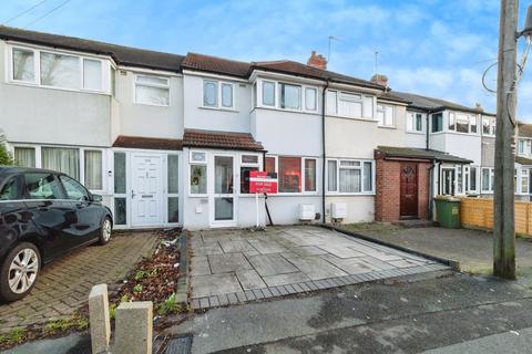 3 bedroom terraced house for sale, Elm Park Avenue, Hornchurch, RM12