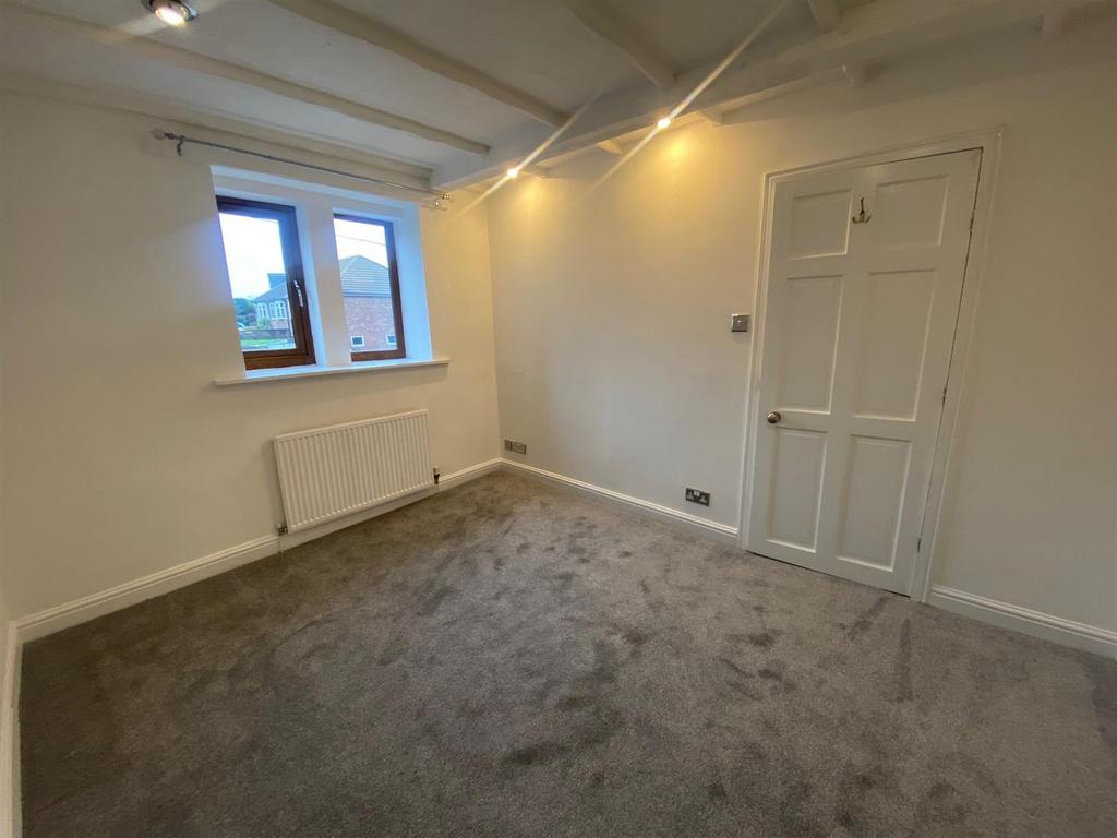 ROOM.jpg