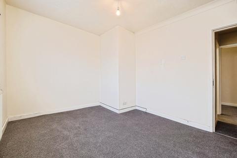 3 bedroom bungalow for sale, Farm Road, Rainham, RM13