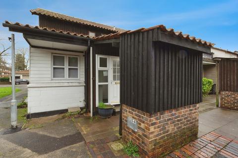 undefined, Loxford, BASILDON, Essex, SS13