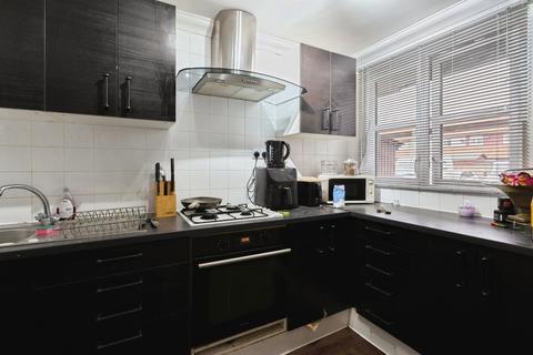 undefined, Loxford, BASILDON, Essex, SS13