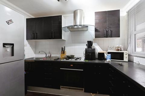 undefined, Loxford, BASILDON, Essex, SS13