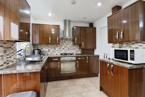 5 bedroom semi-detached house for sale, Blackshots Lane, Grays, Thurrock, Essex, RM16