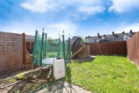 4 bedroom townhouse for sale, Schoolfield Way, Grays, Essex, RM20