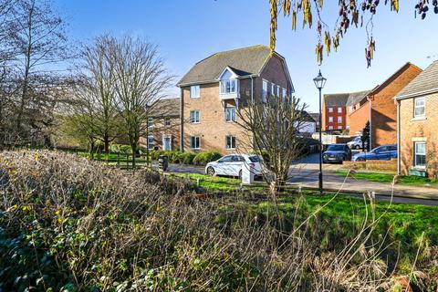 2 bedroom flat for sale, Griffin Close, Ashford TN23