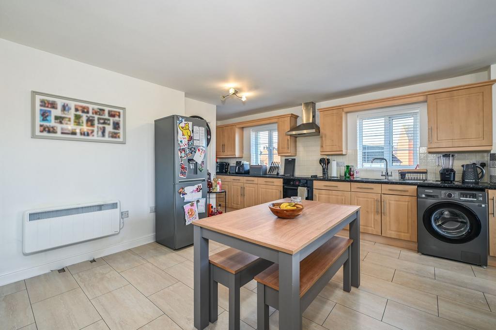 Open-Plan Living Room/Kitchen