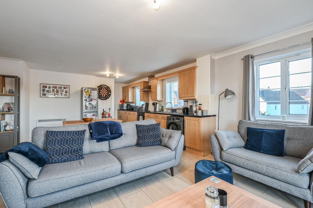 Open-Plan Living Room/Kitchen