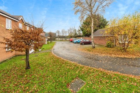2 bedroom flat for sale, Riverside Close, Warrington, Cheshire, WA1