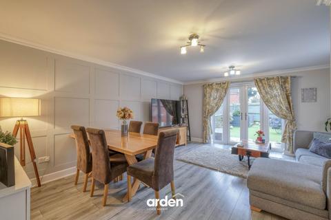 3 bedroom semi-detached house for sale, Hollywood Works Close, Shirley, B90
